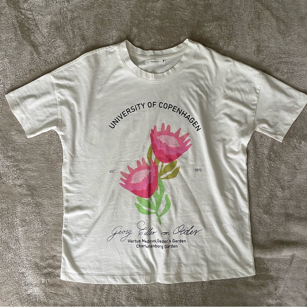 NEVER WORN! White stretchy cotton T-shirt from RESERVED